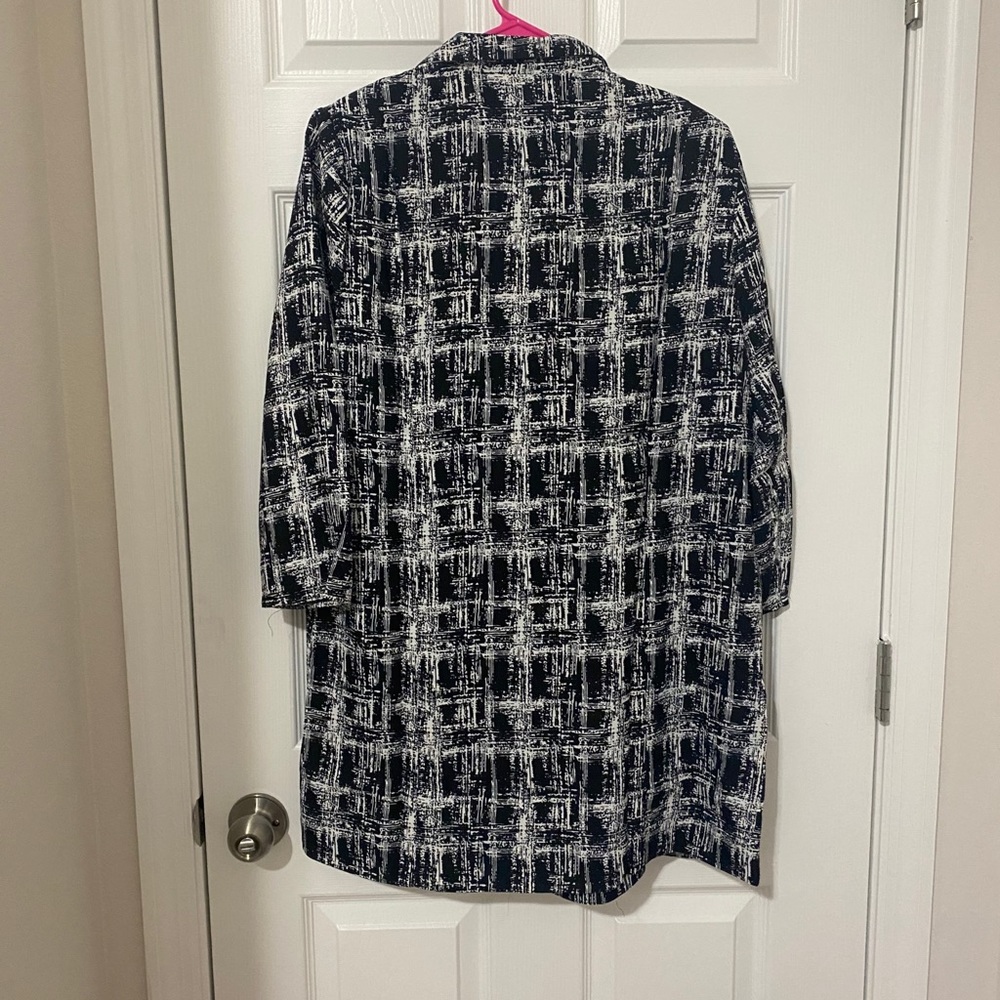 LAST ONE!! NWT Black and White Long Open Cardigan - Picture 8 of 8
